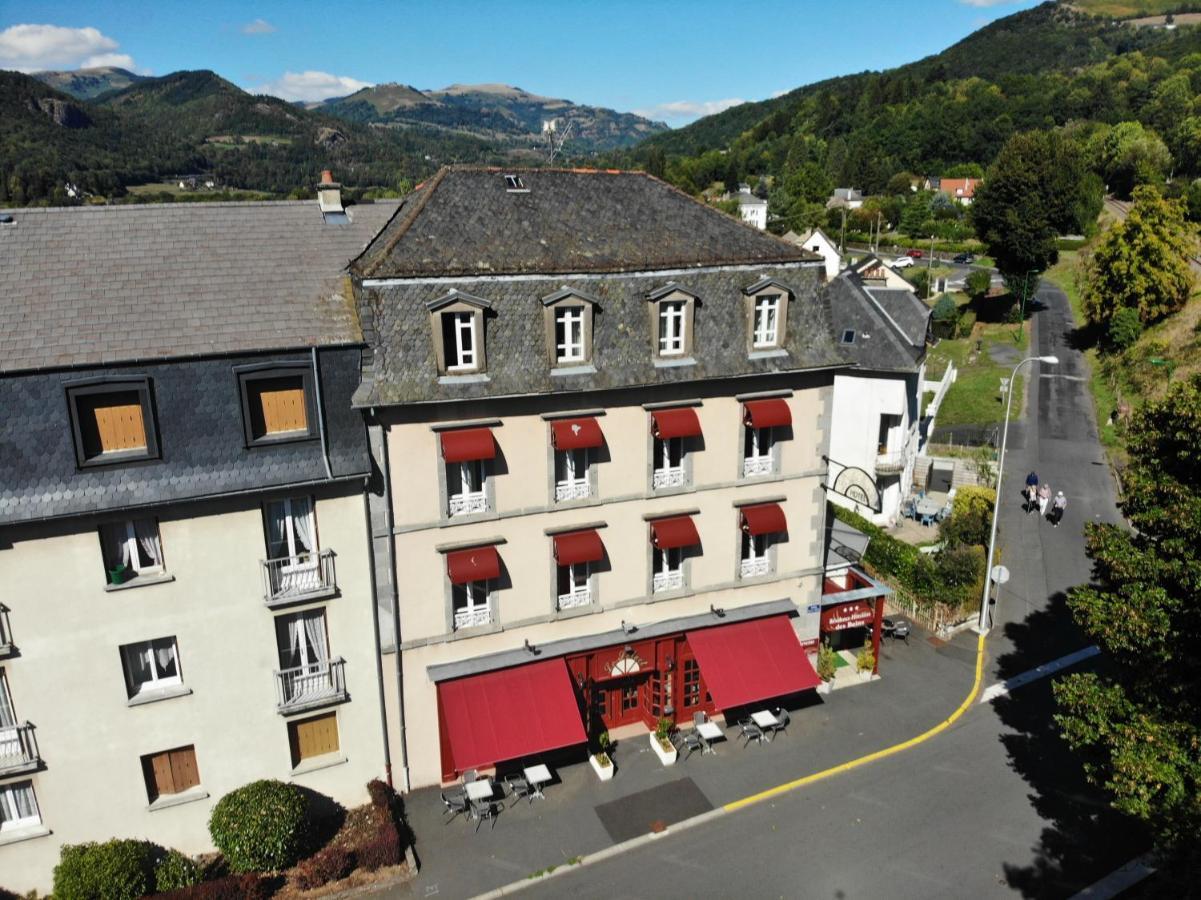Hotel Et Residence Des Bains Vic-sur-Cère Exterior foto